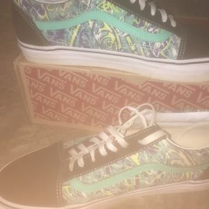 Van Doren (RARE) Turquoise, Yellow, Blue Vans